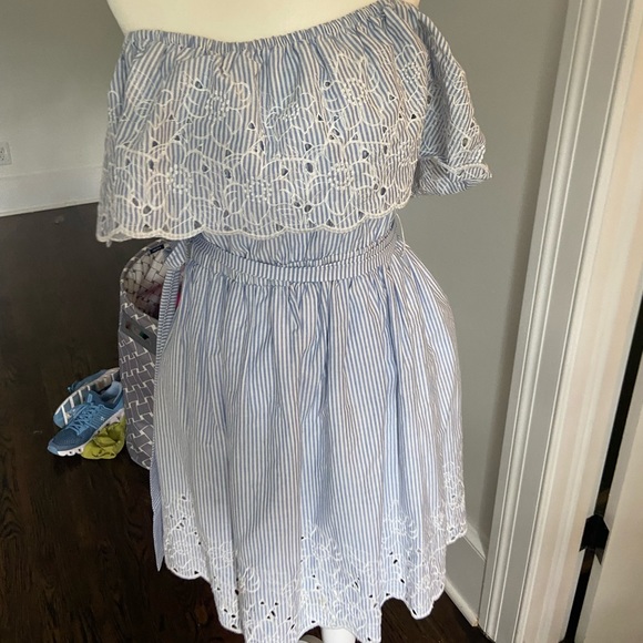 Cece off the shoulder dress - Picture 4 of 7